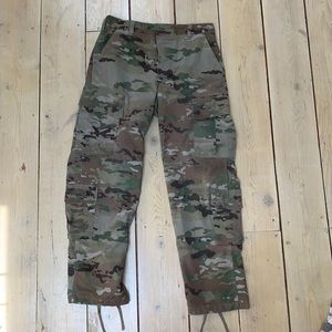 Vintage army pants sz 32